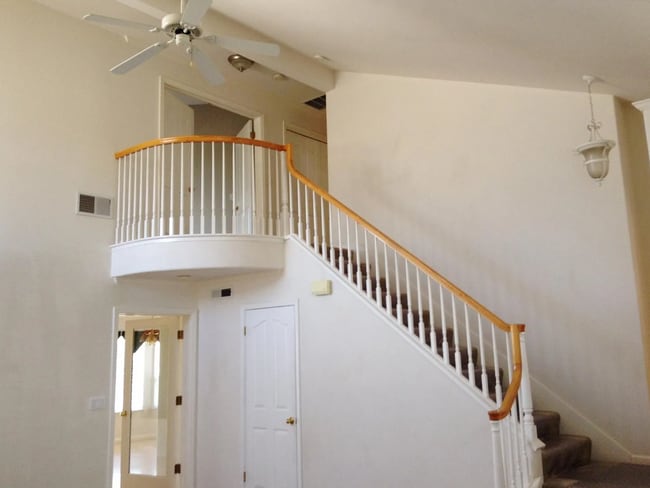 Building Photo - 3 Bedroom Home in Hollister