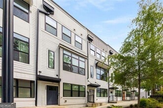 Building Photo - 1265 Wright Ln SE