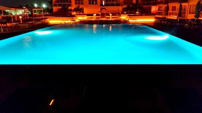 Foto del edificio - 3900 Galt Ocean Dr