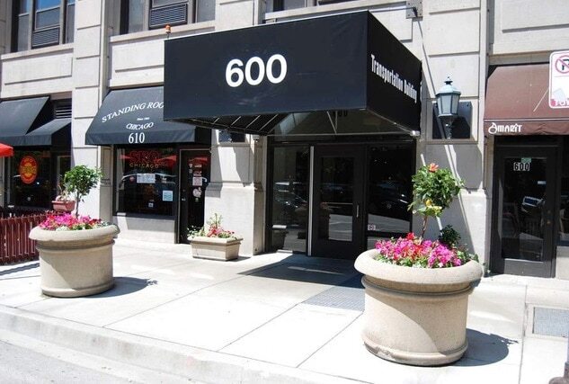 Photo - 600 S Dearborn St Apartment