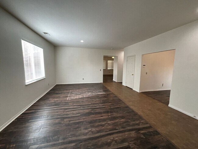 Building Photo - 33063 Jasper Circle Menifee, CA