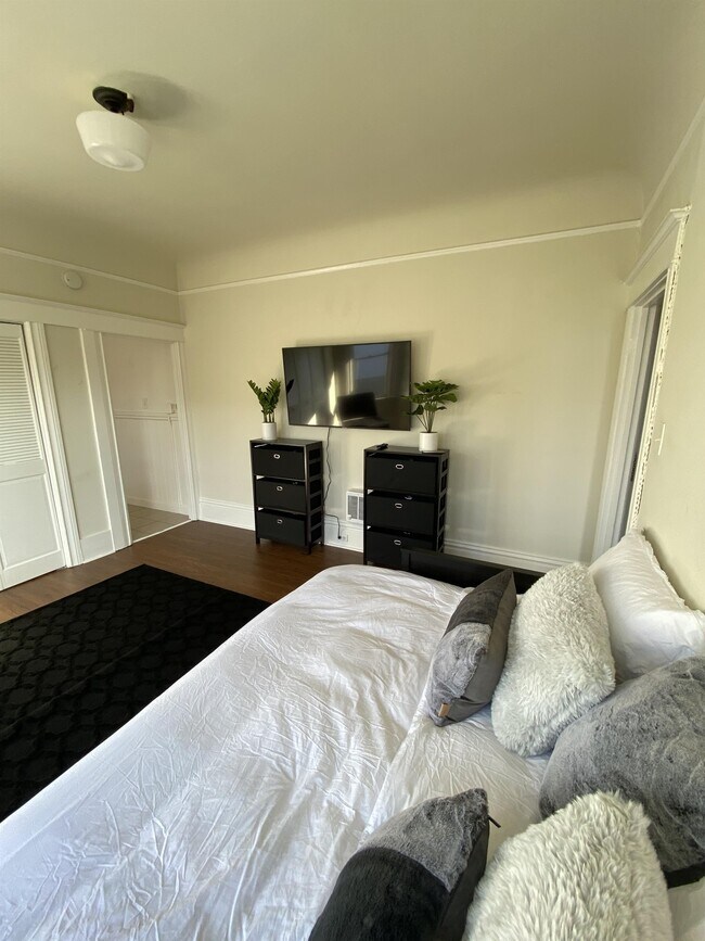 Foto del edificio - 119 Haight St