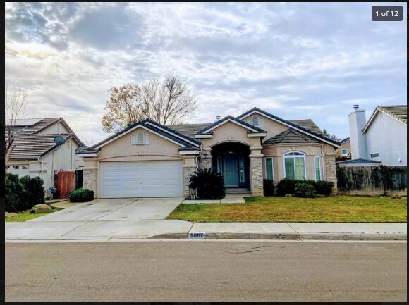 Foto principal - 2867 E Waterford Ave