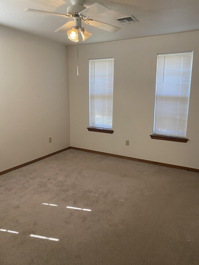 Foto del edificio - 5508 S Karen St