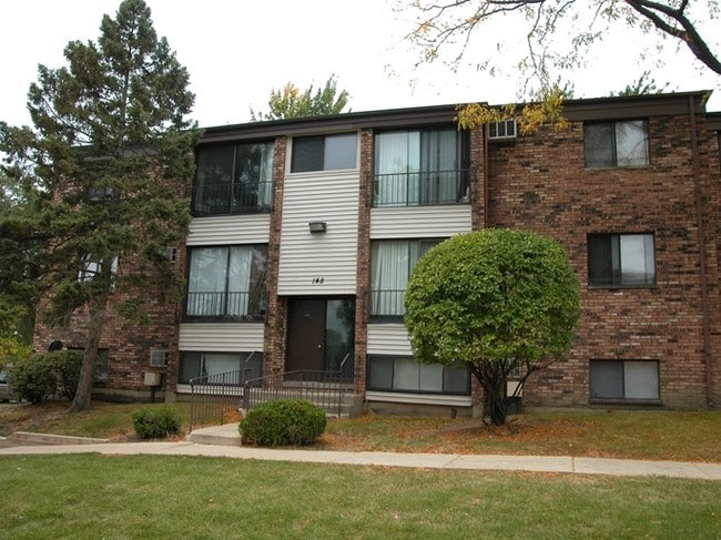 Building Photo - The Flats at Gladstone