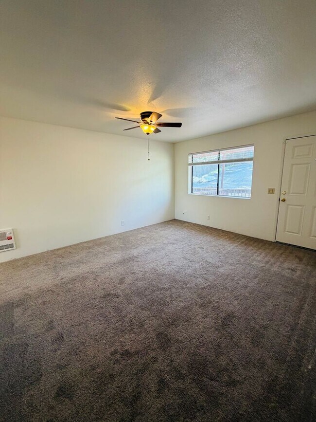 Foto del edificio - 138 Patterson Ct