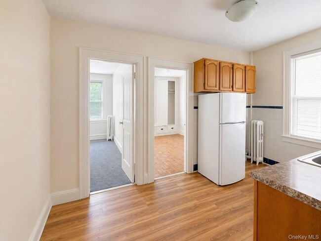 Building Photo - 64-42 Catalpa Ave
