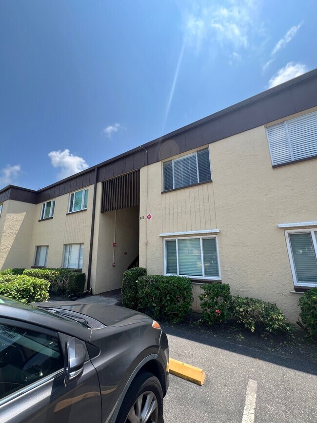 Foto del edificio - 615 N Keene Rd