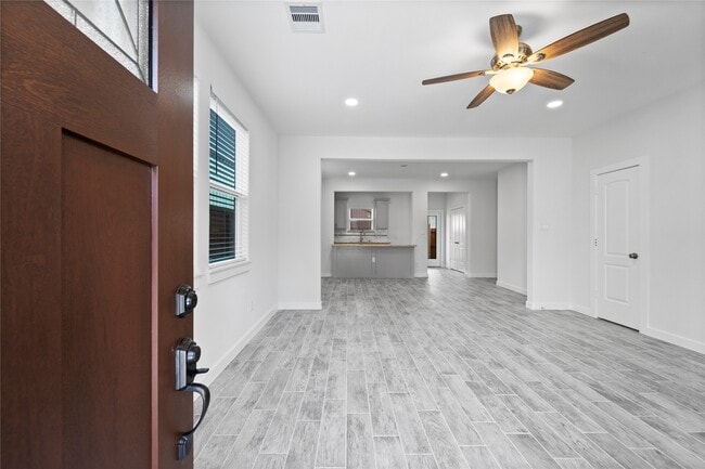 Foto del edificio - 913 Turner Dr