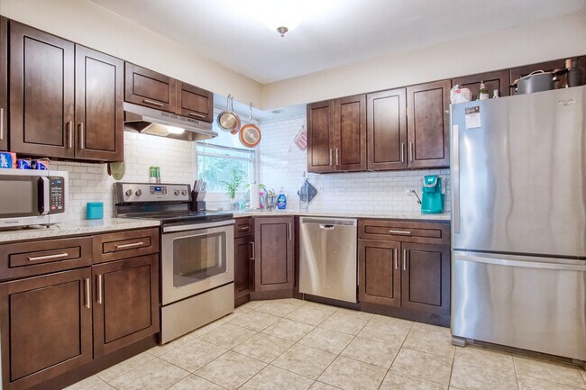 Foto del edificio - 910 S Norbury Ave