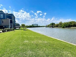 Building Photo - 18519 Egret Bay Blvd