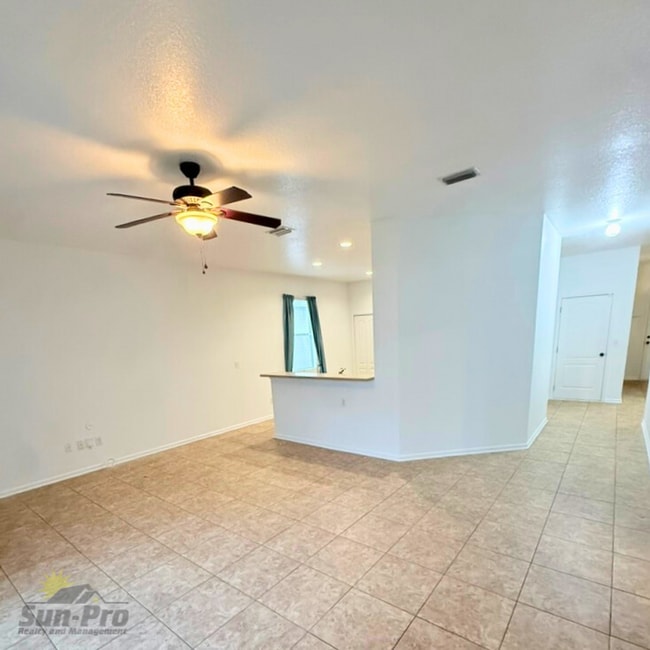 Building Photo - 1932 Cove Point Rd