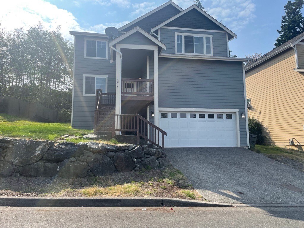 Foto principal - 3614 Tree Farm Ct