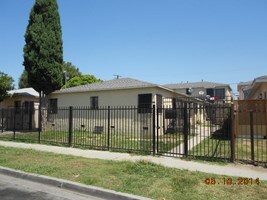 Primary Photo - 1709 E Saunders St
