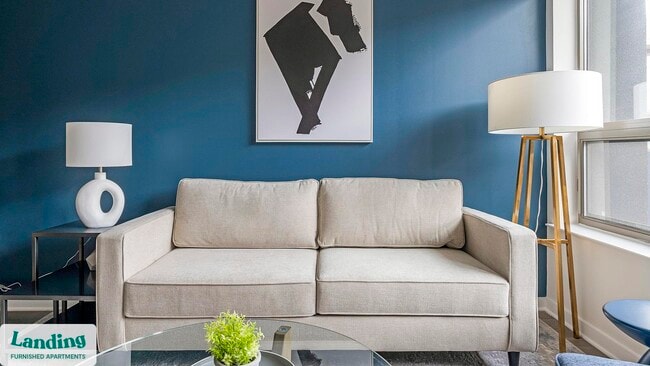 Building Photo - 825 Usener St