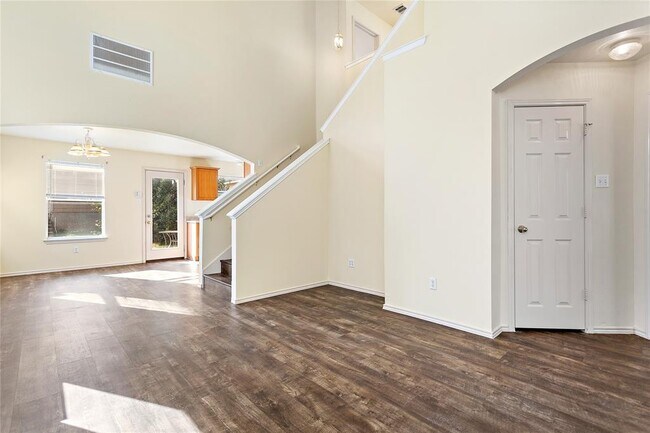 Foto del edificio - 17912 Great Basin Ave