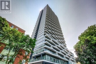Building Photo - 85-585 Wood St