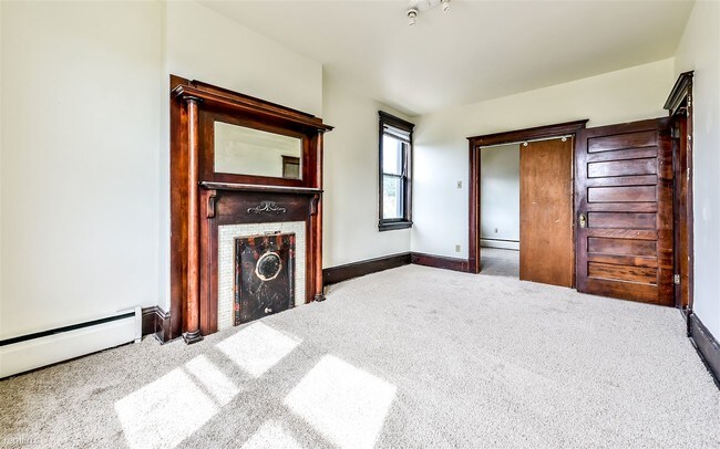 Foto del edificio - 5110 Friendship Ave