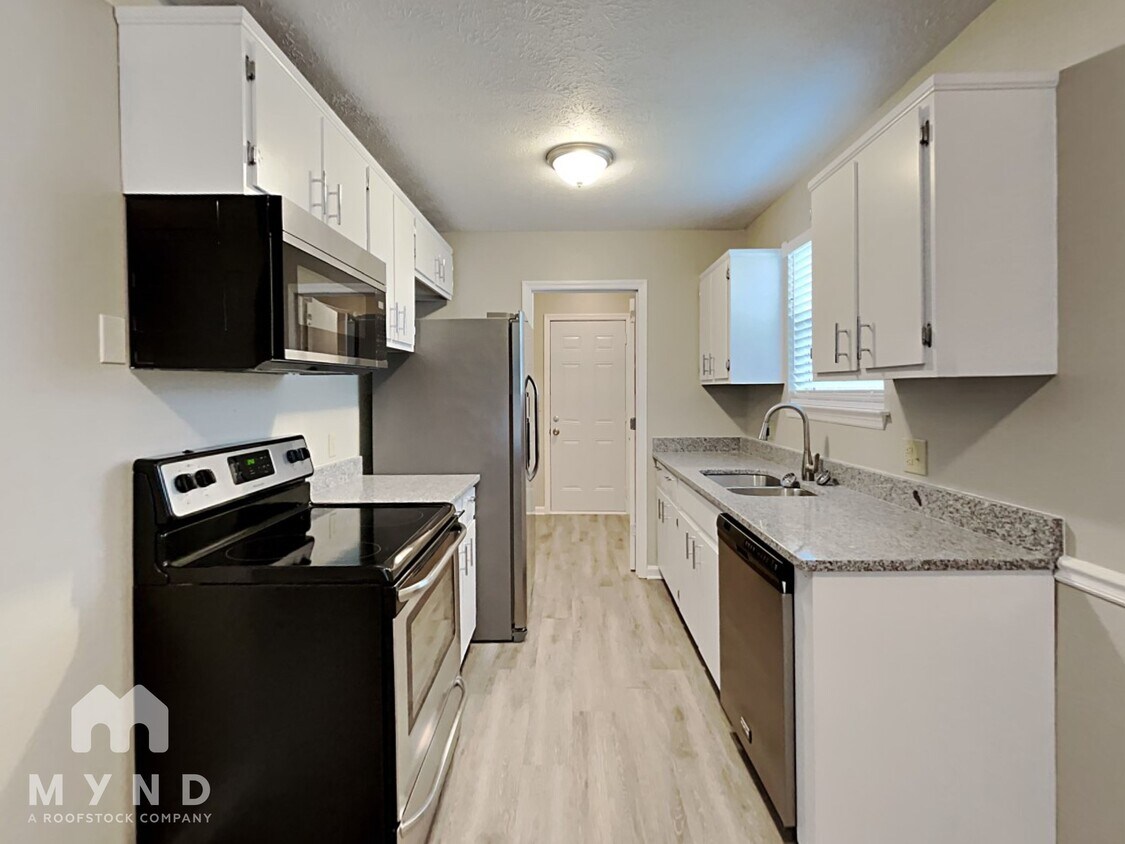 Foto principal - 305 Burlwood Ct