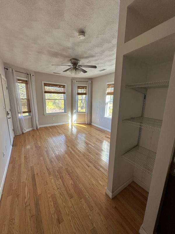 Photo - 34 Union St Apartment