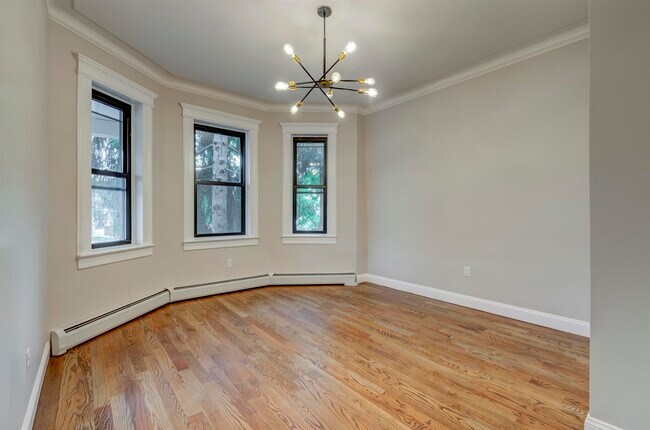 Foto del edificio - 333 Princeton Ave