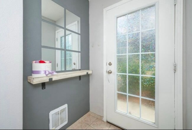 Building Photo - Series 352 Of Urban Nest Properties, LLC