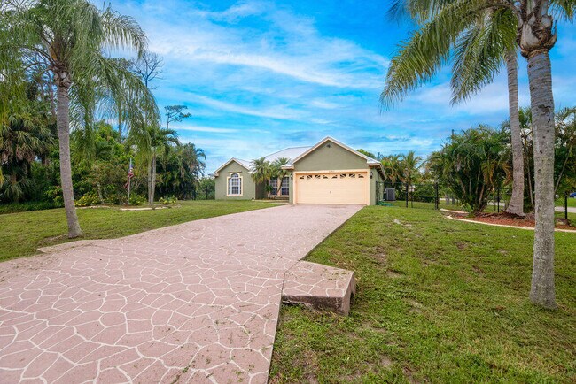 Foto del edificio - 2741 SW Pierson Rd