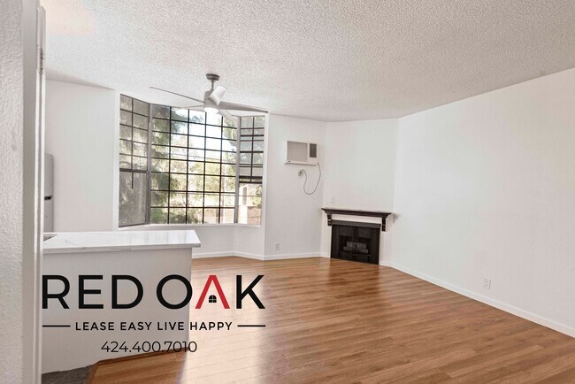 Foto del edificio - 2 Weeks Free + LOW DEPOSIT! Exceptional On...