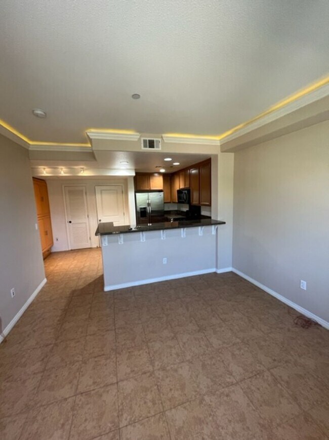 Foto del edificio - 838 Tarragon Ln