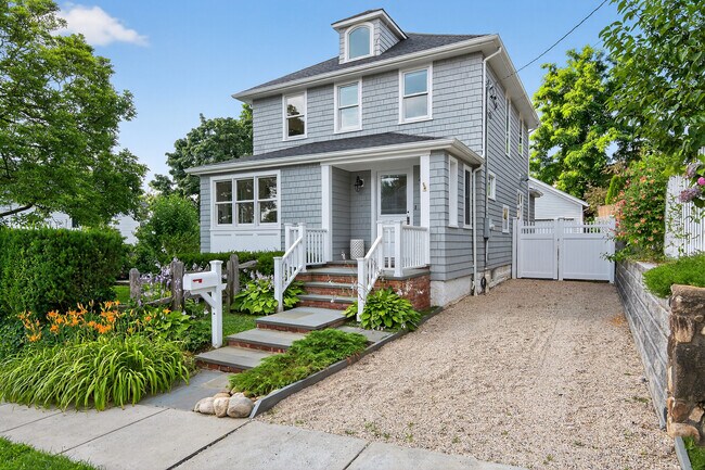 Foto del edificio - 25 Soundview Ave