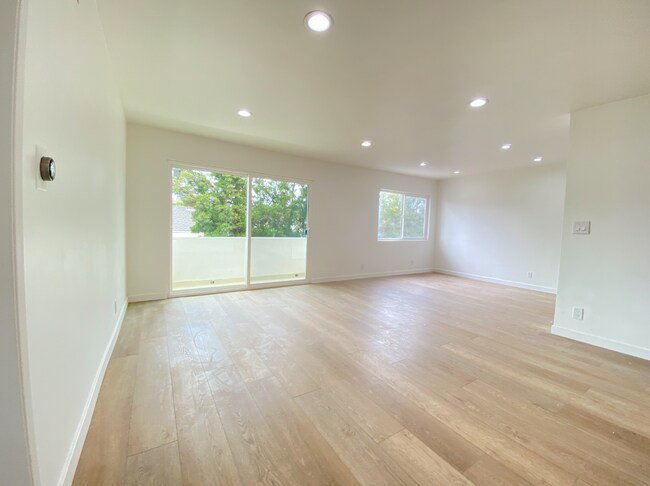 Foto del edificio - 1489 S Canfield Ave