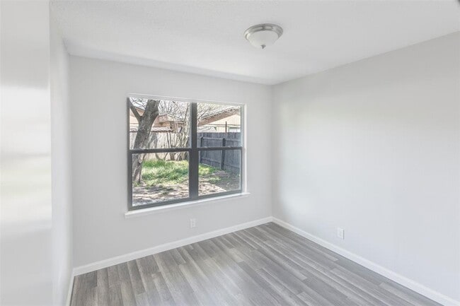 Building Photo - 10309 Burmaster Ln