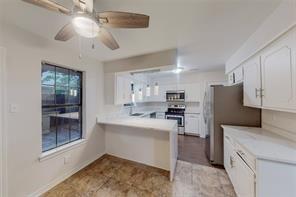 Foto del edificio - 11503 Webb Chapel Rd