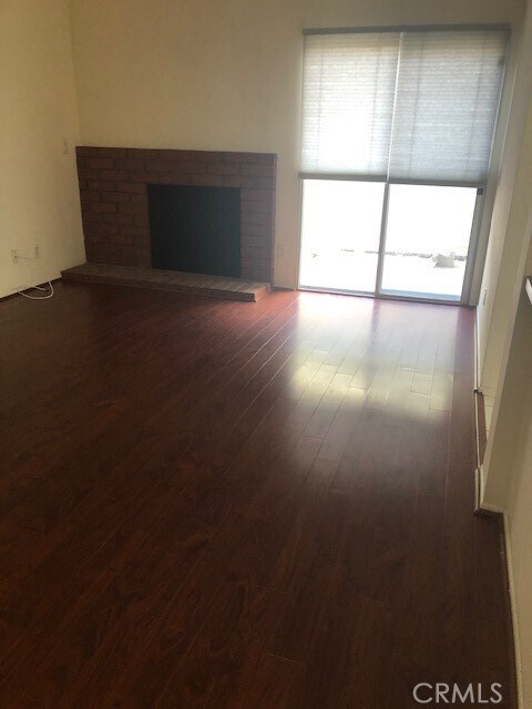 Foto del edificio - 23725 Highland Valley Rd