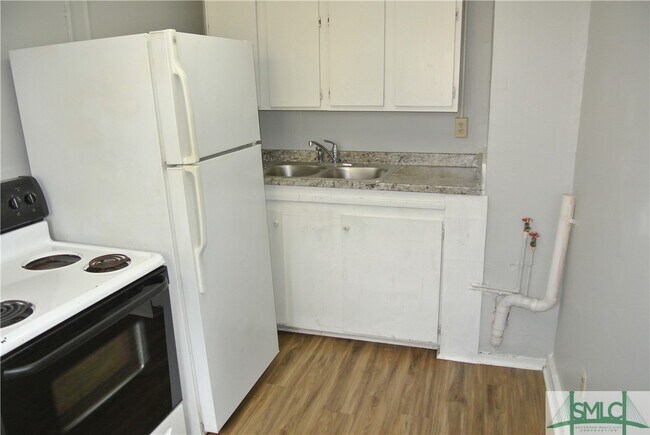 Building Photo - 910 Googe St