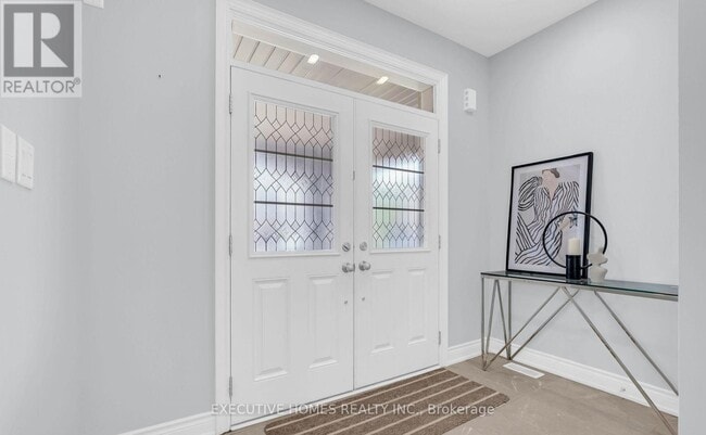 Building Photo - 1221 Raspberry Ter