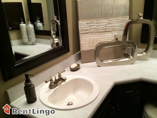 Foto del edificio - 15511 Tuckerton Rd
