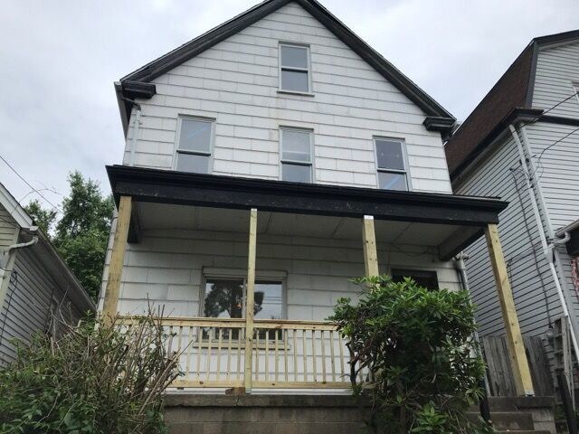 Foto principal - 1534 Ridge Ave