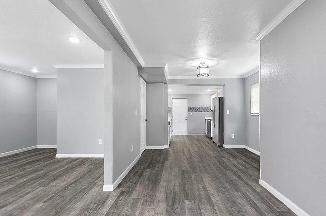 Foto del edificio - 1902 Mc Millan St