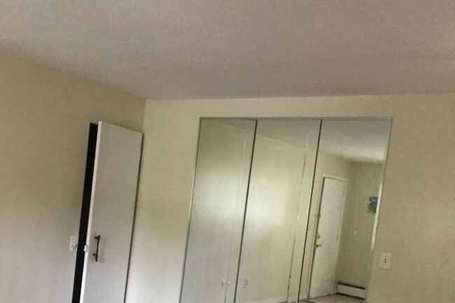 Foto del edificio - 1052 Burnside Ave