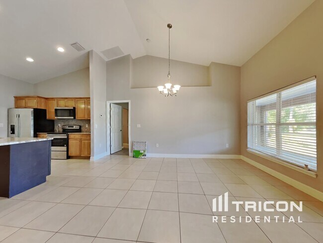 Building Photo - 104 Colorado Cir