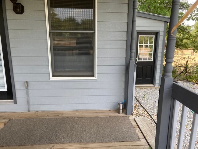 Building Photo - 6213 Rough Rd