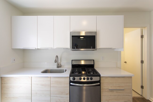 Foto del edificio - La Jolla Village Remodeled Studio
