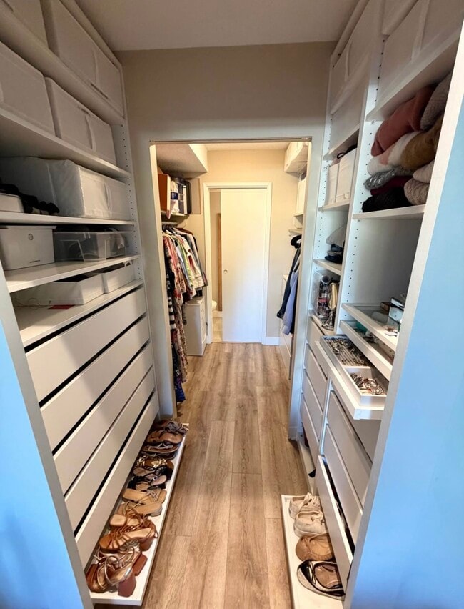 Building Photo - 9280 Salish Ct