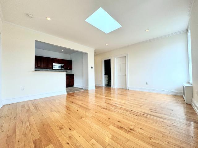 Building Photo - 4 bedroom in NEW YORK NY 10031