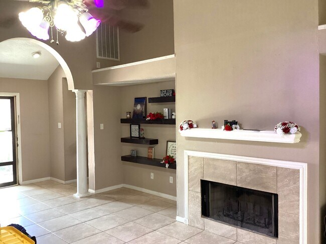 Foto del edificio - 4626 Stonemede Dr