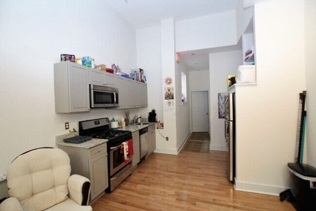 Foto del edificio - Spacious newly renovated one bedroom unit in a great location in Brewerytown