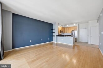 Building Photo - 437 New York Ave NW