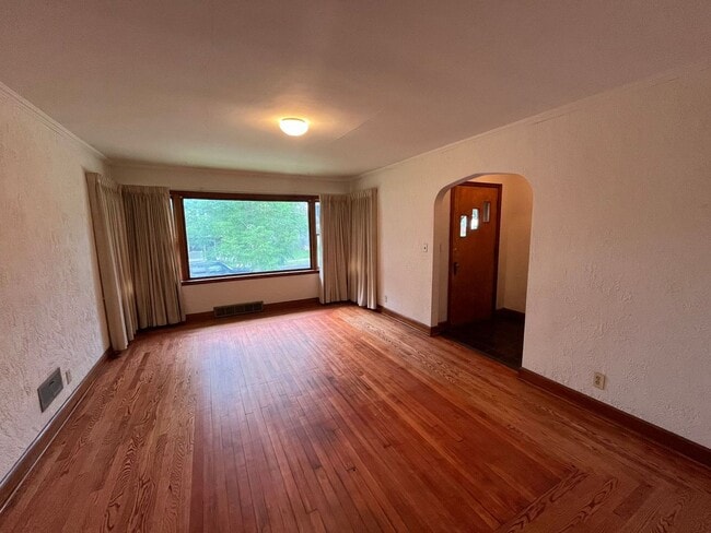 Building Photo - 2 Bed 1 Bath Single Family Home in Wausau