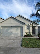Building Photo - 2814 Blue Shrs Wy